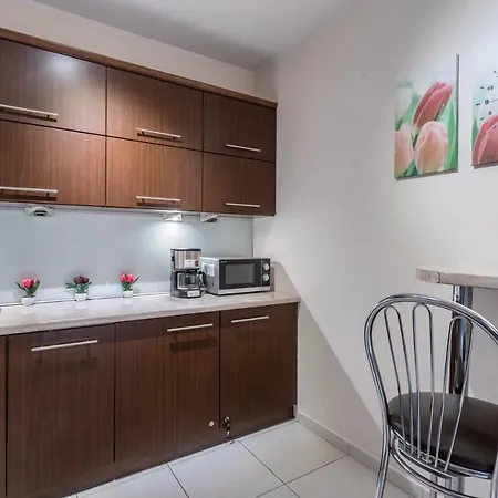 Tulip - Garbary 95 Z Miejscem Parkingowym Apartament Poznań